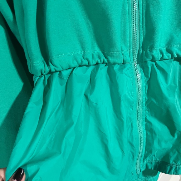 Athletic large (12/14) green zip up hoodie - Picture 5 of 10
